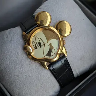 1990's Gold-tone Mickey Mouse Shaped Watch | Vintage Lorus V401-5700 R0 Watch price 99$