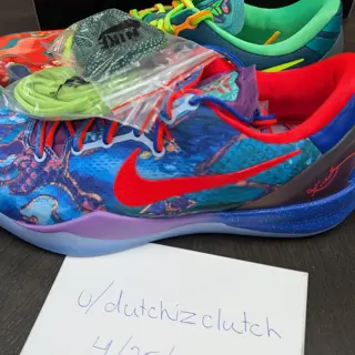 DS Kobe VIII What the Kobe SZ11 - 320 shipped