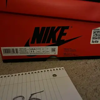 (VNDS) Satin AJ1 Bred sz 9.5 men 11 women (85$ OBO)