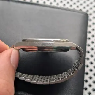 Seiko "Spirit" 7N48-7A10 Black Textured Dial, Integrated Bracelet, Screw Down Crown, March 1993! $129