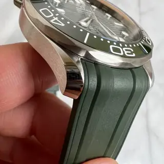 Omega Seamaster 300m “Seaweed” Green (Like-New)