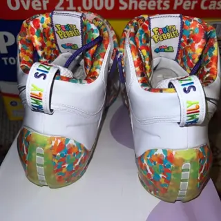 Lebron James 4 Fruity Pebbles tried on multiple times never worn out Size 11 $180 Shipped