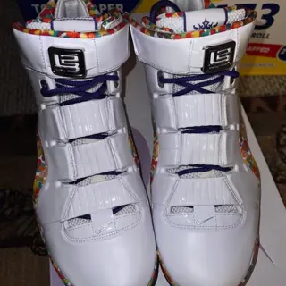 Lebron James 4 Fruity Pebbles tried on multiple times never worn out Size 11 $180 Shipped