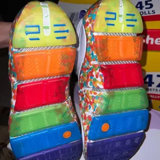 Lebron James 4 Fruity Pebbles tried on multiple times never worn out Size 11 $180 Shipped