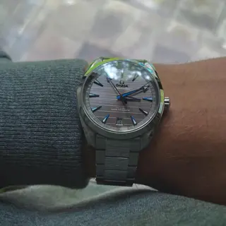Omega Seamaster Aqua Terra 220.10.41.21.06.001 $3000 REDUCED