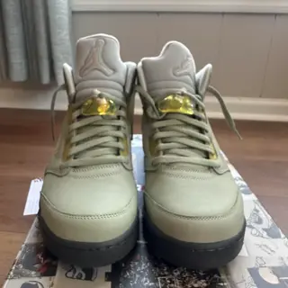 Jordan 5 Jade Horizon size 11, VNDS 9.5/10 - $105 SHIPPED and fees included