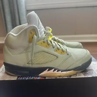 Jordan 5 Jade Horizon size 11, VNDS 9.5/10 - $105 SHIPPED and fees included