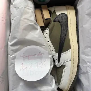 Travis Scott Jordan 1 Low Medium Olive Sz 7.5 Brand New $500 shipped