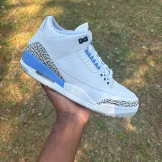 Jordan 3 unc size 9.5 $160 shipped
