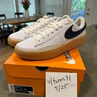 Nike Phantom Low sz 11 $75