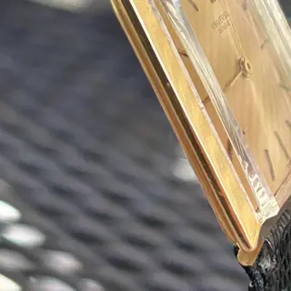Vintage 18k Universal Genéve Tank Serviced 1500$