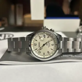 Seiko SPB119 “Ghost Alpinist” – Like New Bracelet – Excellent Running Condition