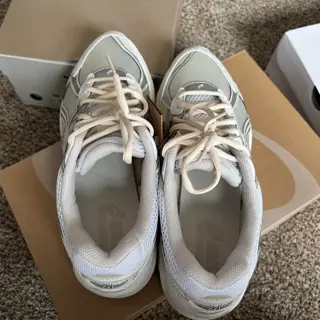 Price drop! 10M Asics gt 2160 Above The Clouds - $70, 12W/10.5M Jordan 1 low Velvet Black Toe - $70