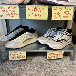 TODAY ONLY I’LL COVER SHIPPING | Check pics for details | SZ 9.5, SZ 10, SZ 10.5 | Jordan 1, Yeezy, Air Max | $55 - $130