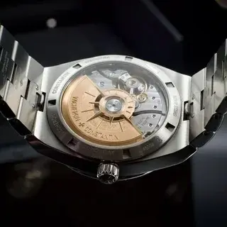 Vacheron Constantin Overseas Black Dial 4500V Full Set Under Warranty until 2029!