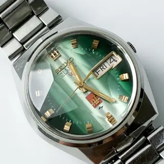 Seiko Elnix 0723-6020 Gradient Green Dial