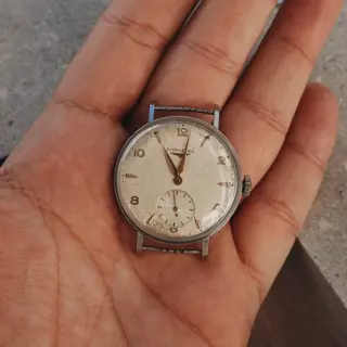 1952 Longines Calatrava “Fixed Lugs” Ref. 23054 Cal. 12.68Z | $275