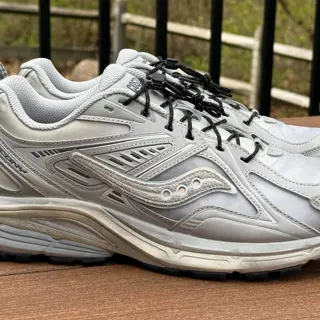 COSTS x Saucony Kinvara 4 RE Interstellar Grey SZ10.5 - 130 Shipped OBO