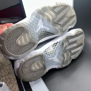 9/10 Cool grey 11 OG all sz 8.5 $200