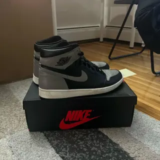 Air Jordan 1 Shadow 2018 size 12