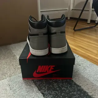 Air Jordan 1 Shadow 2018 size 12