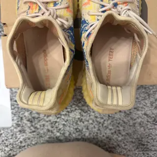 11.5 M Yeezy 350 V2 MX Oat - Great Condition - Looking for any Yeezy SZ 12.5-13