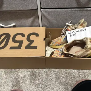 11.5 M Yeezy 350 V2 MX Oat - Great Condition - Looking for any Yeezy SZ 12.5-13