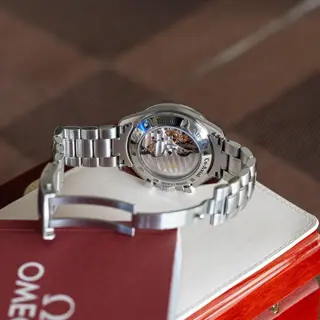 Omega Speedmaster 1957 Broad Arrow