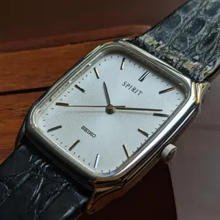 Seiko Spirit Tank in Bark Textured Dial NOS condition with Original Strap/Buckle and Tag 🔖 from December 1989 🗓️ for sale 💵 $150 (Shipped) 🚢