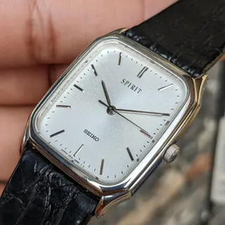 Seiko Spirit Tank in Bark Textured Dial NOS condition with Original Strap/Buckle and Tag 🔖 from December 1989 🗓️ for sale 💵 $150 (Shipped) 🚢