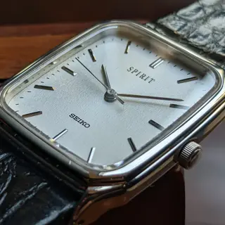 Seiko Spirit Tank in Bark Textured Dial NOS condition with Original Strap/Buckle and Tag 🔖 from December 1989 🗓️ for sale 💵 $150 (Shipped) 🚢