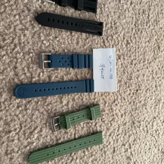 3 like new // 22mm straps $25 each // CONUS only