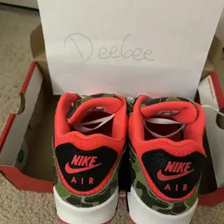 size 8,5 mens air max reverse duck camo. Worn 2-3 times. $90 shipped.