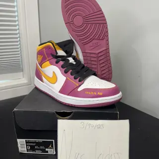 Jordan 1 mid los muertos Sz 9 clean og all $60 price reduction