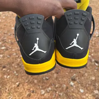 Jordan 4 Yellow Thunder size 11 $165