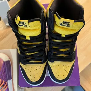 Jordan 1 ROTY, Kith ASICS Gel-Lyte V, Holi NMD, Dunk High Varsity Maize, Jjjjound NB 991