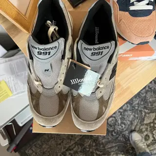 Jordan 1 ROTY, Kith ASICS Gel-Lyte V, Holi NMD, Dunk High Varsity Maize, Jjjjound NB 991