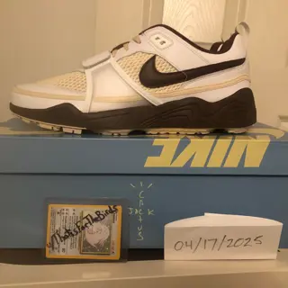 DS Nike Zoom Field Jaxx Travis Scott Light Chocolate size 14 $170 *RETAIL PRICE*