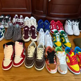 Closet Sale Nike, Jordan, New Balance, Adidas, and More. Size 8-8.5 Men’s Excellent deals including props