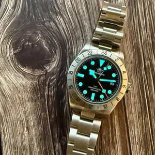 ADDIESDIVE 39mm GMT Quartz Watch AD2035 - 200m WR