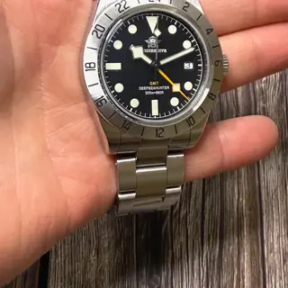 ADDIESDIVE 39mm GMT Quartz Watch AD2035 - 200m WR