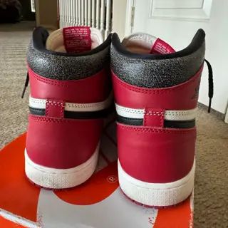 Jordan 1 lost and Found size 10 $300