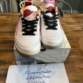 VNDS Off White Jordan 2 Chicago size 10 $439 shipped OBO