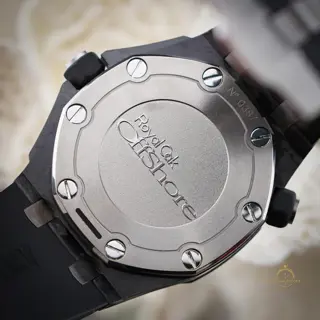 Audemars Piguet Royal Oak Offshore Diver – Ref. 15706AU.00.A002CA.01 – 2013 Full Set