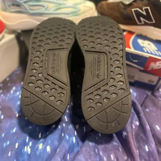 ADIDAS NMD_R1 size 9 Core Black NEW [$70]