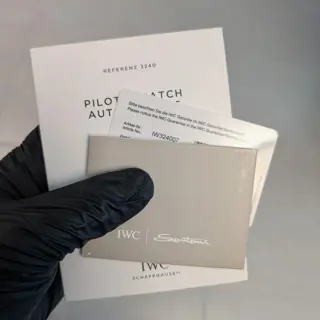 IWC Pilot 36 Silver Dial IW324007 Like New - 36mm