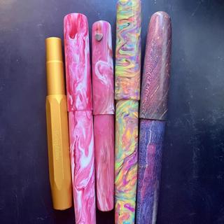 Pinks and moody colors! Raspberry Ripple, Hinze, wooden blue/purple