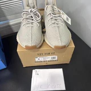 yeezy 350 sesame Sz 9 DS og all $175