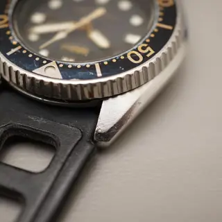 Vintage 1980 Seiko 2625-0010 Midsize 33mm Black Dial Diver Quartz Watch - $135