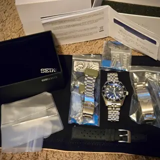 Seiko SPB143 62Mas with 2 extra bracelets and tropic strap